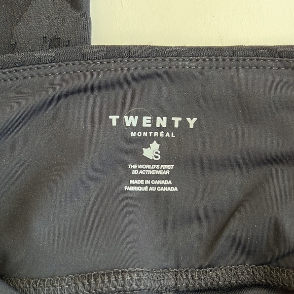 Twenty Montreal Leopard Leggings from Carbon 38 - Picture 7 of 8